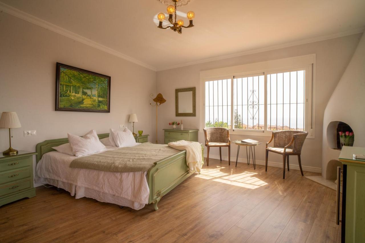 Casa Ancladero Room W Big Balcony And Lovely View フエンヒロラ エクステリア 写真